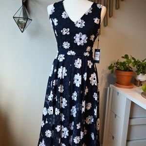 Tommy Hilfiger | Delicate Flower Dress